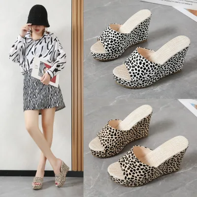 Summer New European and American Leopard Print Fashion Simple Wedges Thick-soled slippers