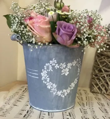 Hot Selling ROUND METAL PLANTER POT ZINC CLOVER HEART VINTAGE CHIC BUCKET WEDDING TABLE AGED VASE