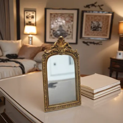 European Retro Gold Resin Mirror Single Side Resin Vintage Table Mirror Arch Gift Princess Mirror Daily