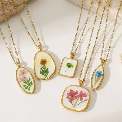 Waterproof Stainless Steel Real Flower Pendant Necklace for Women Preserved Flower Resin Necklace Wholesale