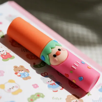 Trendy Lipstick Case Designs Fashion Silicone Lip Balm Case Colorful Silicone Creative Lipstick Holder