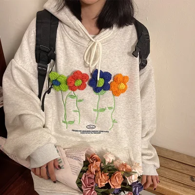 High Quality Custom 3D Embossed Logo Sweatshirt Hoodie for Women Streetwear Embroidery Logo Oversized Women Hoodie