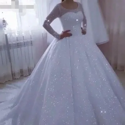 2024 Fashion Sparkly Bling Wedding Dresses Long Sleeve Round Neck Plus Size Pure White Sequined Fabric Ball Gown Wedding Dress