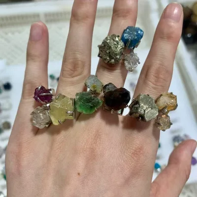 Wholesale High Quality Natural Healing Crystal Rings Mixed Raw Stone Ring for Gift