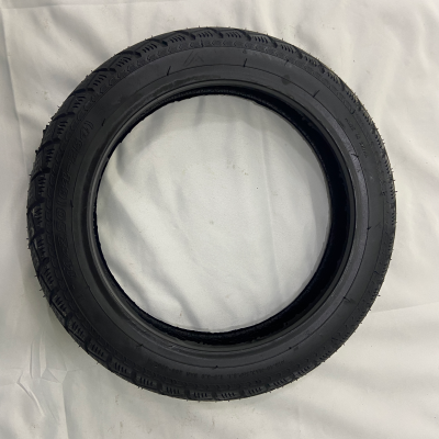 China Factory  Tyre