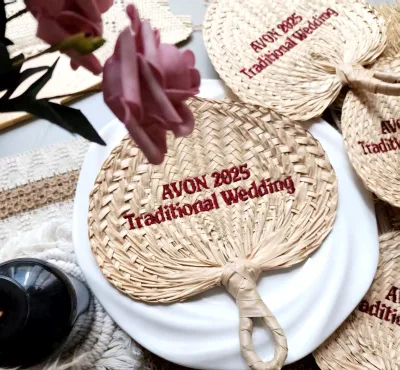 Custom Embroidered Logo Wedding Fans Personalised Natural Bamboo Fan for Guest Souvenirs Wedding Favors Party & Holiday Supplies
