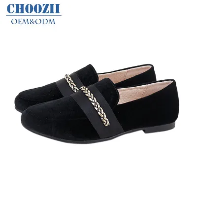 Customized Fashion Black Velvet Material Metal Chain Design Women Ladies Flat Loafers