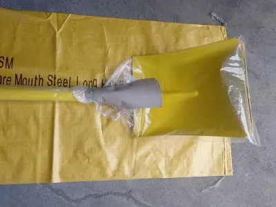 High quality Square spade steel handle shovel Yellow color digging shovel