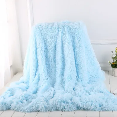 Coral Fleece Four-Season Thick Plush Blanket Customizable Double-Person Sofa Cover for Home Use & Wedding Gift