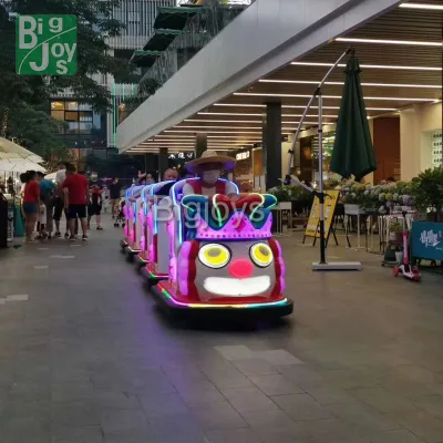 Trackless Sightseeing Small Train, New Design 5 Seats Mini Train, British Style Ride on Train