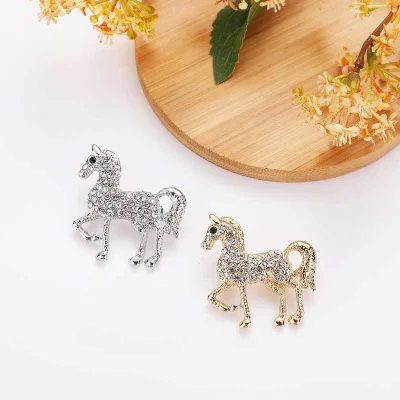 Horse Brooch Retro Crystal Rhinestone Alloy Pin Antique Gold and Silver Wedding Engagement Gift