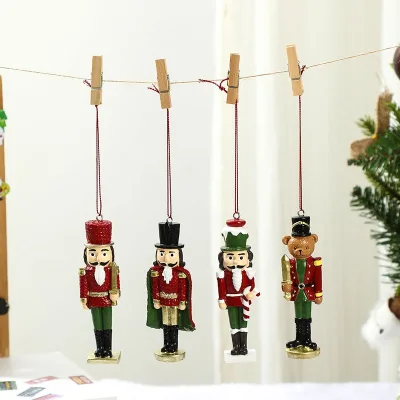Small Walnut Soldier Resin Pendant Elegant Standing Figure Box Ornament for Christmas Tree Decoration Doll Shape Factory