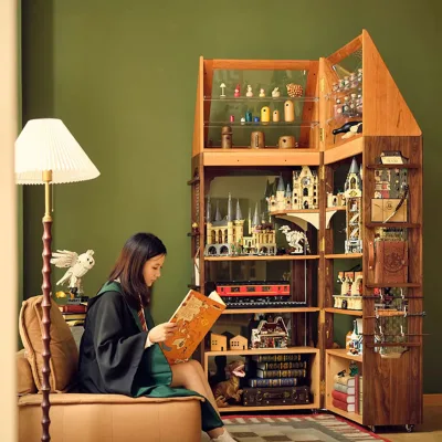Foldable Wooden Figurine Cabinet 360-degree Movable Wheels Modern Design Home Furniture for Apartment Storing Dolls Displaying