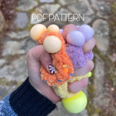 Crochet Bubble Blob Handmade Soft Yarn Crochet Stress Blob Adult Emotional Stress Squishy Ball Toy Kids Play Pocket Toy Gift