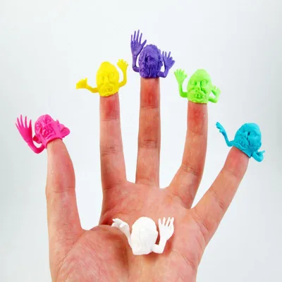 YY0099 Funny Hot Selling Plastic Small Finger Puppet