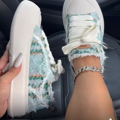 Women Canvas Casual Sneakers with EVA Midsole Frayed Edge Design for Everyday Walking and Street Style Wear in All Seasons