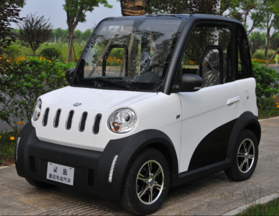 Electric Classic Car 4 Seater City Electric Automobile Reasonable Price