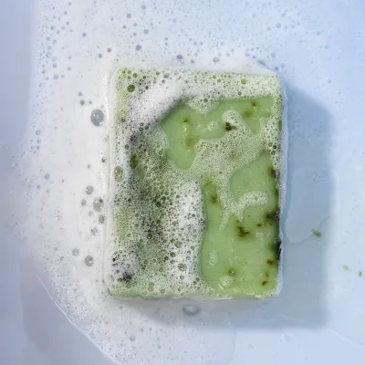 Custom Handmade Seaweed & Turmeric Extract Moisturizing Brightening Whitening Face & Body Exfoliating Bath Soap Bar
