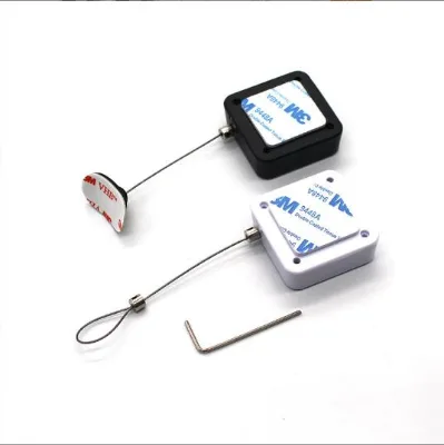 Square Cable Retraction Mechanism Plus Ratchet Function and Demountable Key Ring 44x44x16mm