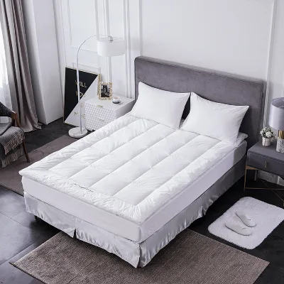 Hotel Anti-Slip Bed Mattress Topper 1000gsm 10cm Filling square Quilted Mattress Topper Custom Size