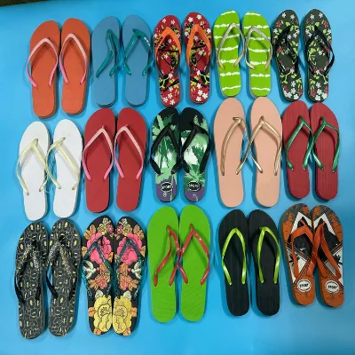 Wholesale Women's Summer Flip-Flops Model GLL046 Size 35-41 Printed Insole Home Male Slippers 0.48 Dollar
