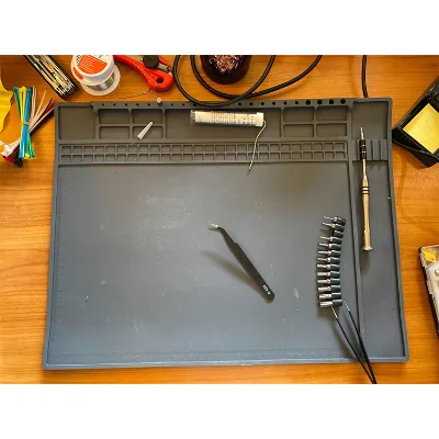 2025 Hot Selling Insulation Pad Laptop Phone Repair Tools Pvc Custom Silicone Work Mat Solder Repairing Mats