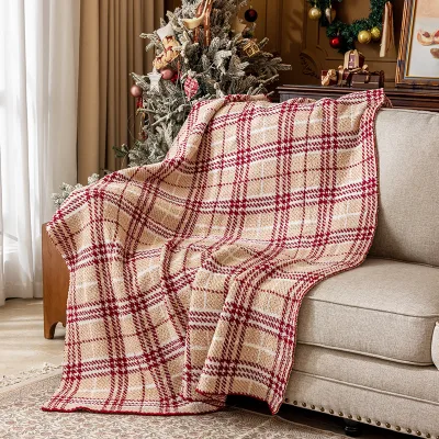 Retro Nordic-style Chenille Plaid Blanket Suitable for All Seasons As a Bed-end Throw, Cover, Office Nap Blanket, or Sofa Throw.