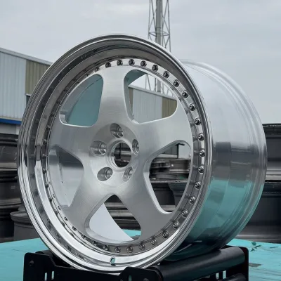 Custom 5x108 Polished 35mm Lip 6061-T6 Alloy Racing Car Wheels for Ferrari F355 19-24 Inch Forged Car Wheels New Condition