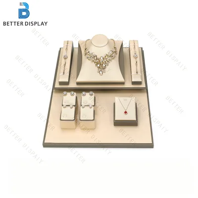 Customized Jewelry Packaging Display Multiple Size Luxury Necklace Black Ring Bangle Jewelry Display Accessories