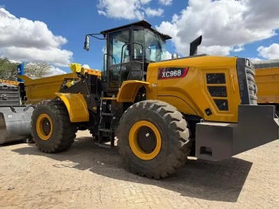 Spacious Cab Wheel Loader 6.5 Ton Full Tilting Cab One Stop Maintenance Design