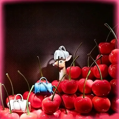Store Window Display Artificial Resin Model Fruit Prop Large Cherry Sculpture Customized Outdoor Craft Statue