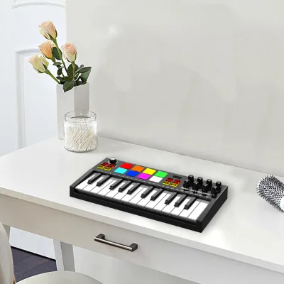 Hot Selling Professional Mini 25 Midi Keyboard Controller With 8 Rgb Backlit Drum Pads 8 Knobs