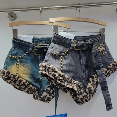 ZHEZHE American Spice Girl Style Jeans Shorts Women's Autumn and Winter Sexy Skinny Washed Leopard Print Edge Rivet Shorts