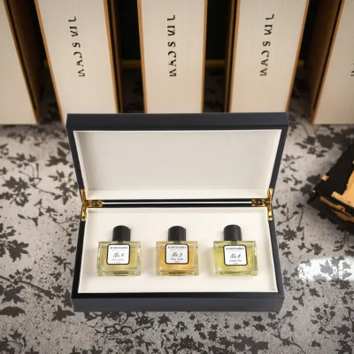 Luxury Solid Wood Perfume Box with Velvet Lining | Elegant Fragrance Storage