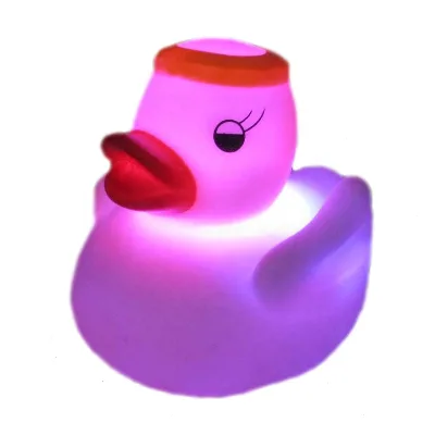 Festival Plastic Flashing and Floating Angel Duck Light up Bath Toy with Color Changing