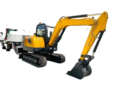 CLG906E Yanmar Powered Excavator 3054L Engine 4 Cylinders