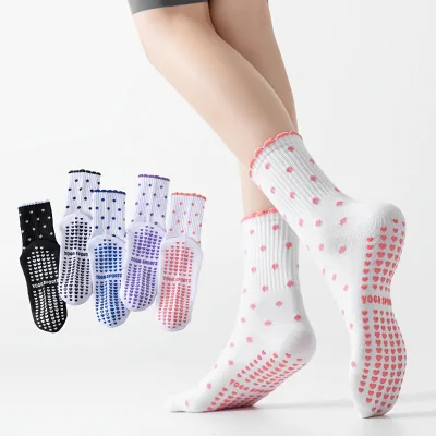 Cheap Crew Breathable Pilates Yoga Socks Non Slip 100% Polyester with Heart Grips