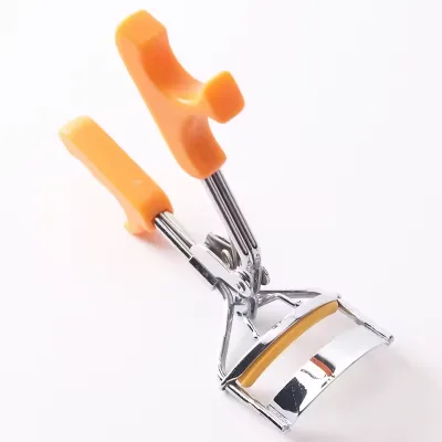 False Eyelash Curler for Curling and Shaping Sunflower-like Lashes with Long-lasting and Firm Hold, Suitable for Beginners