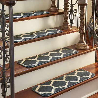 Non Slip Step Rug Modern Decorative Stair Runner Carpet Custom Size Washable Stair Treads for Hotel and Home