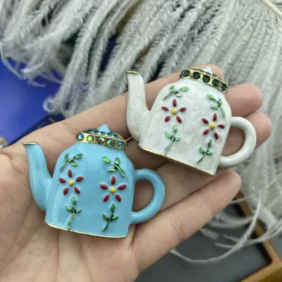 Medieval Vintage Enamel Teapot Pin Rhinestone Creative Design Fashion Brooches for Women 2 Colors
