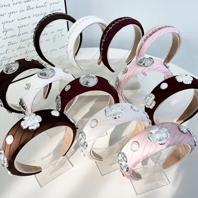 Fashion Metal Flower and Pearl Hair Bands Spring New High-End Headbands  Customized High-Quality Headbands for Women