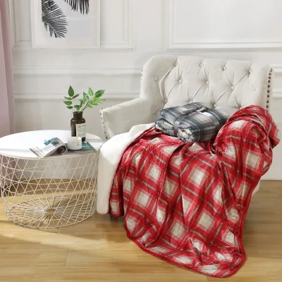 FY Customized Polyester Ultra-Soft Christmas Style Raschel Red Grid Flannel Wholesale Blanket