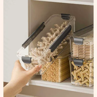 Water-Proof Design Airtight Kitchen 2.6L Storage Containers with Lids for Spaghetti, Crackers, Chips, Pasta