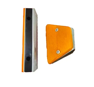 Highway LED Solar PVC Trapezoidal Guardrail Delineator Reflector Model 120x70x50mm Dachu Brand