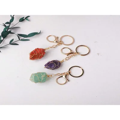 Wholesale Natural Crystal Stone Healing Pendant Crystal Raw Stone Keychain Souvenir Crystal Crafts