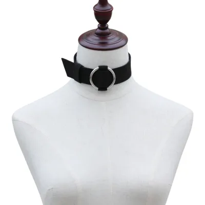 Necklaces with Exaggerated Personality, Korean Version, Metal Ring Velvet Belt Choker Necklace Neckband Clavicle Necklace