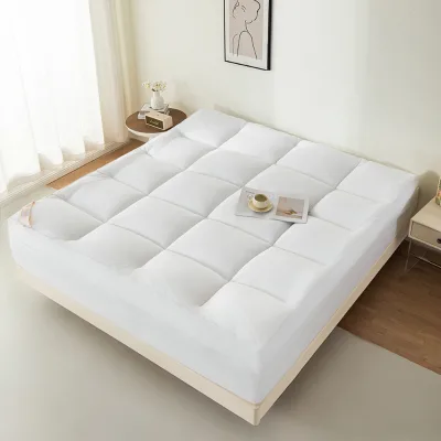 Luxury Eco-Friendly Cotton Mattress Topper Stitching Soft Snow Velvet Fabric Breathable Skin-Friendly Hotel Comfort for Bedroom