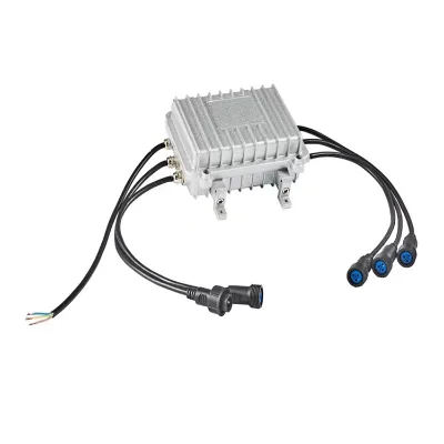 AEGEO 4-Way DMX512/1990 Splitter & Distributor Aluminum Waterproof Outdoor Stage Light Signal Amplifier with 200W Max Load