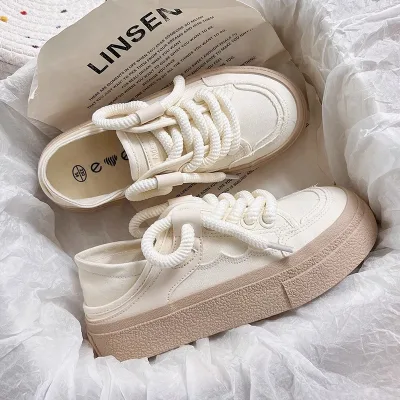 2024 Autumn New Thick Soled Canvas Shoes Breathable Women's Shoes