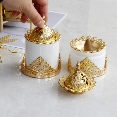 Arabic Style Ceramic Bakhoor Home Decorative Golden Top Church Incense Burner Large Small Sizes for Air Freshen Outdoor Use